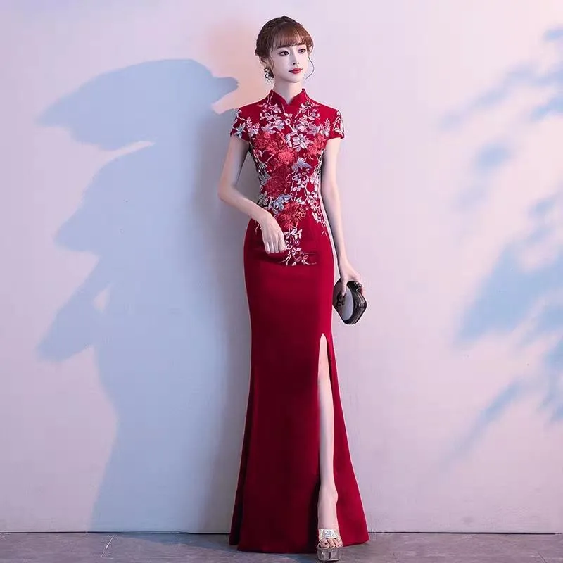 Banquet evening dress female 2019 new noble host fishtail slim high-end Chinese temperament cheongsam dress