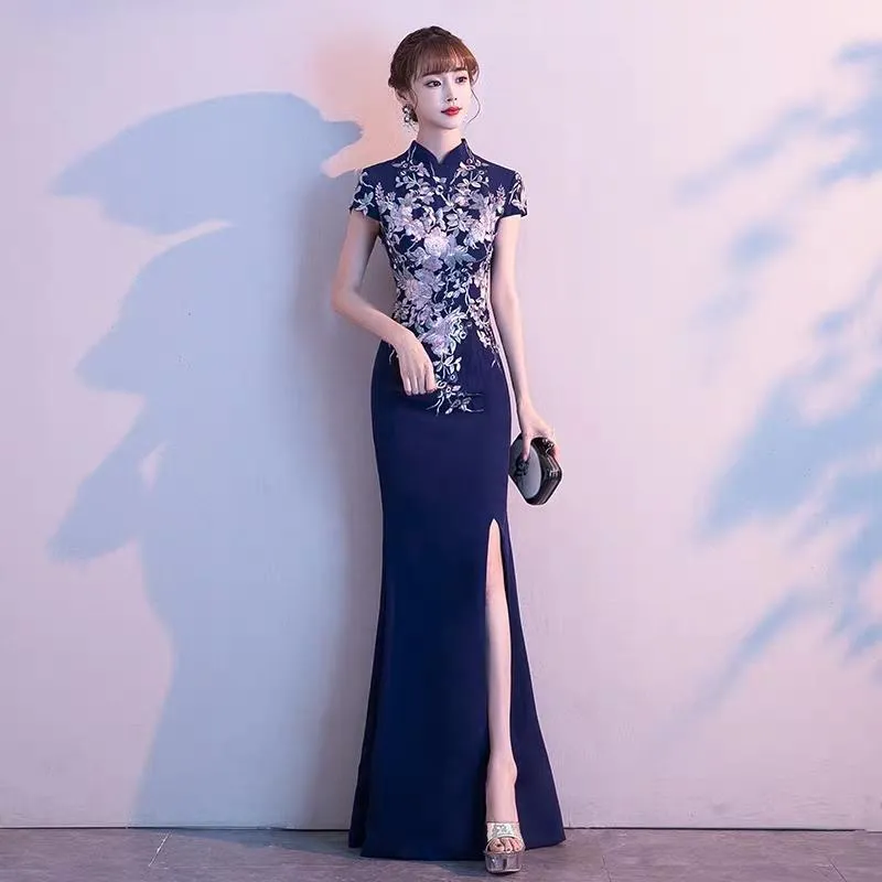 Banquet evening dress female 2019 new noble host fishtail slim high-end Chinese temperament cheongsam dress