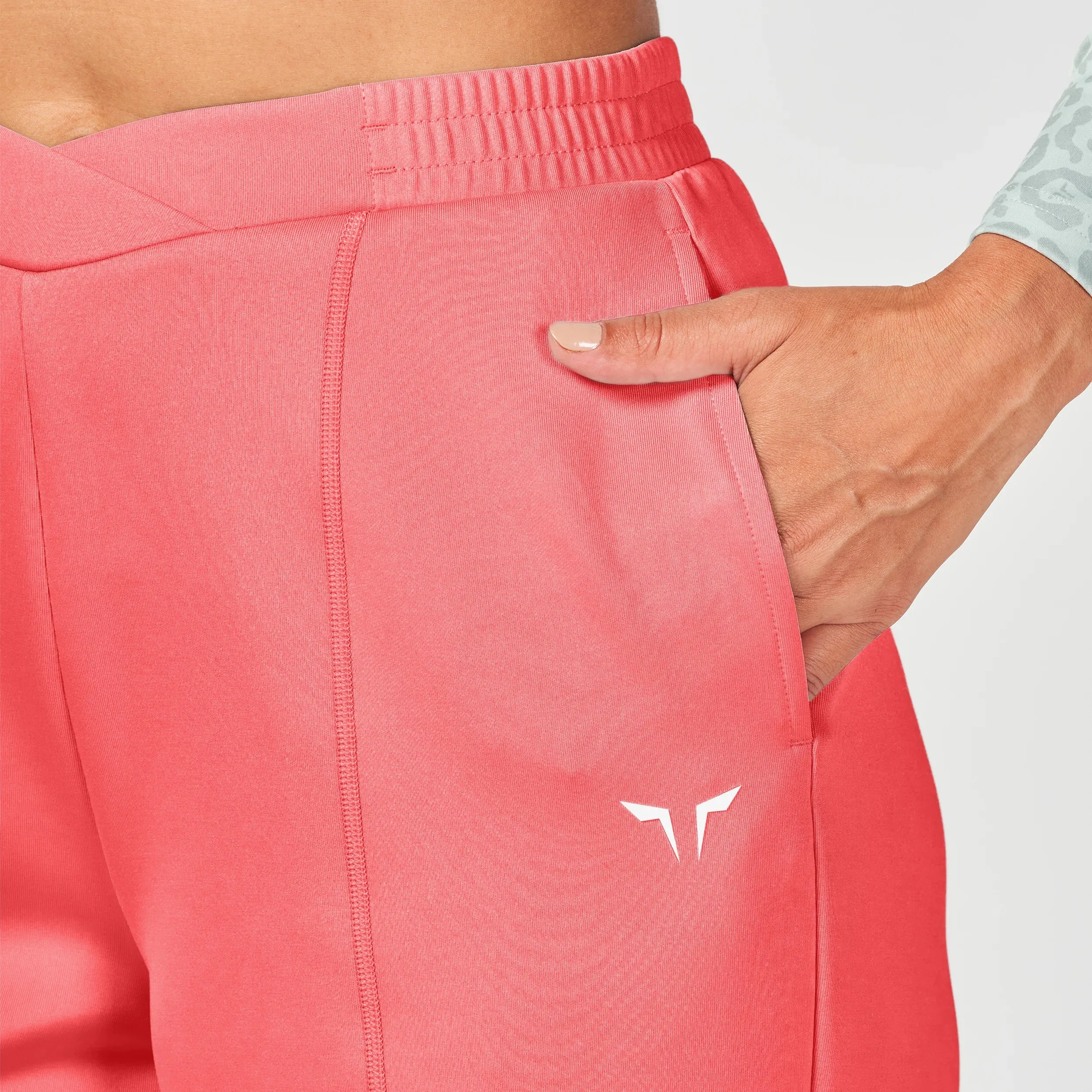Crossover Straight Pants - Cayenne