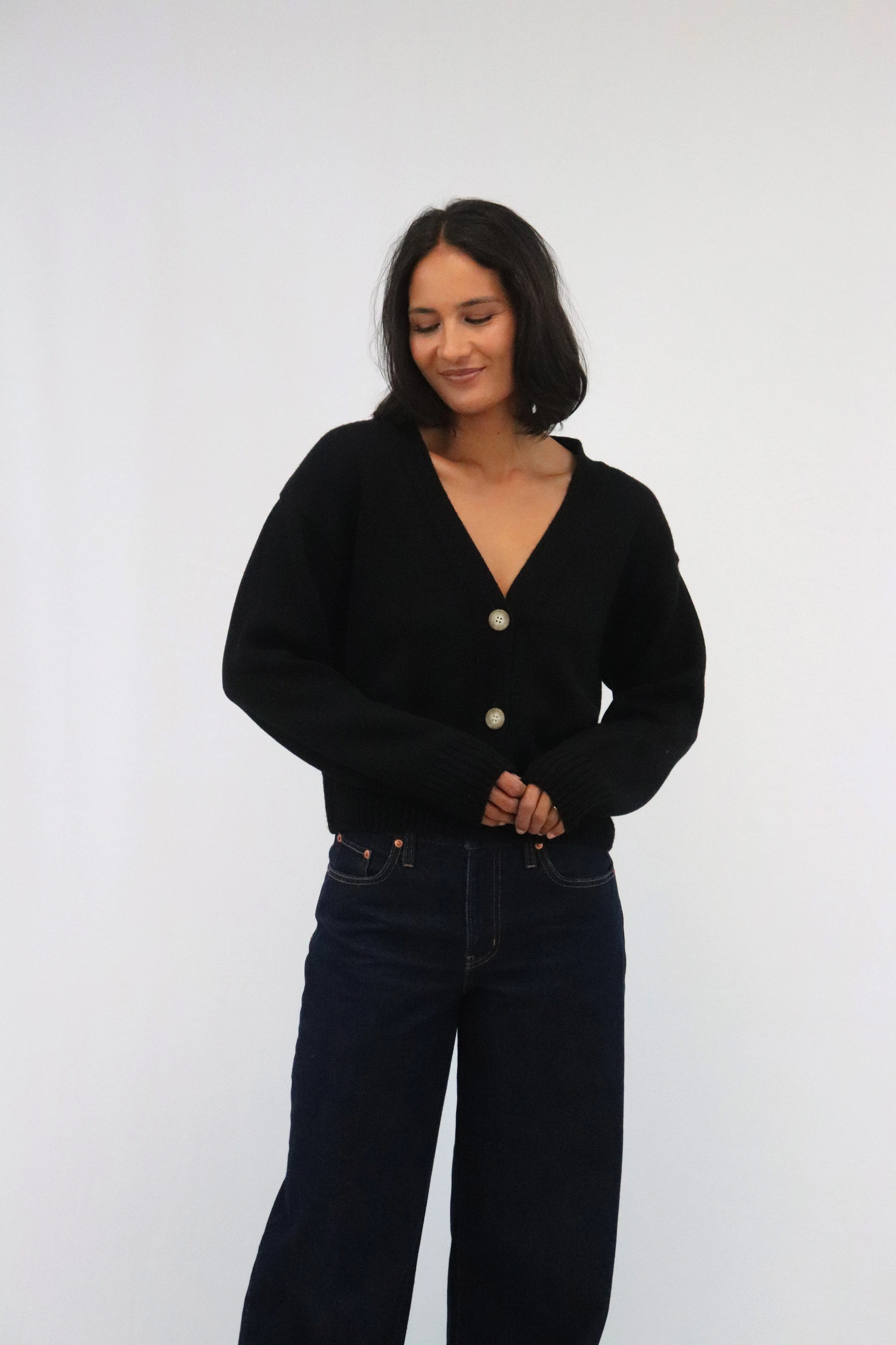 Tatāno Phoebe Cardi Black